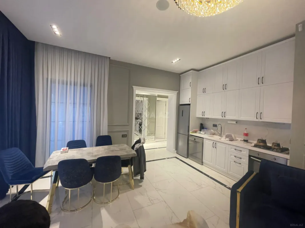 Kirayə verilir 4 otaqlı həyət evi 240 m²