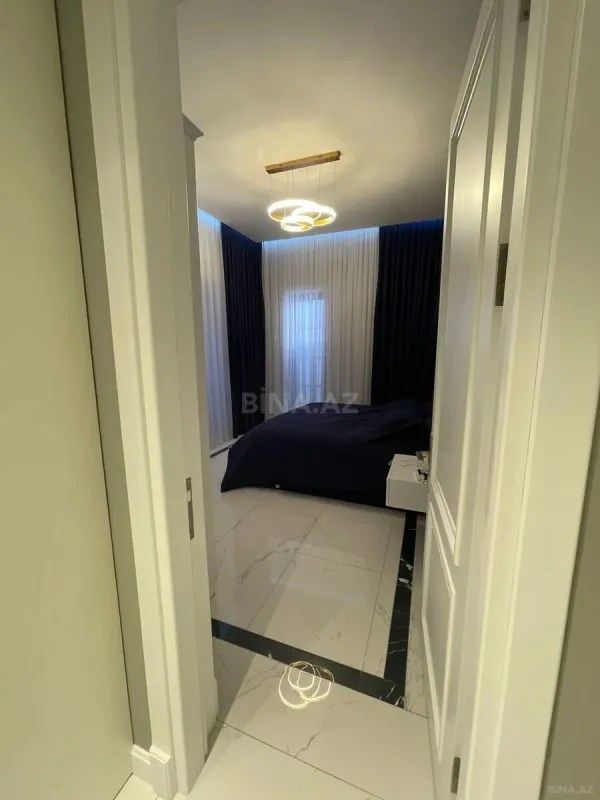 Kirayə verilir 4 otaqlı həyət evi 240 m²