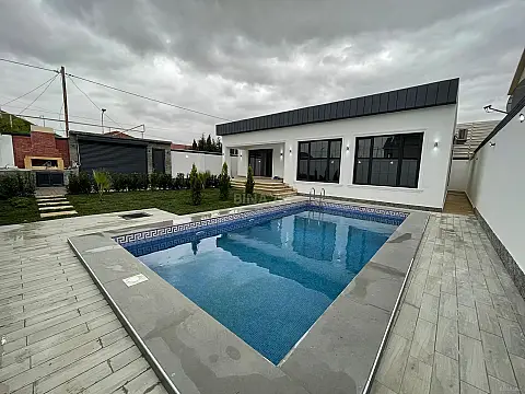Kirayə verilir 4 otaqlı həyət evi 240 m²