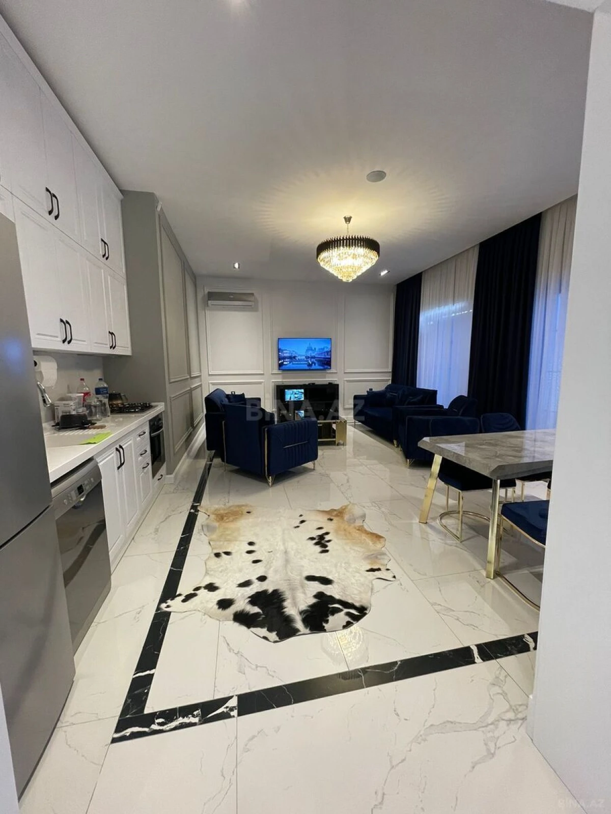 Kirayə verilir 4 otaqlı həyət evi 240 m²