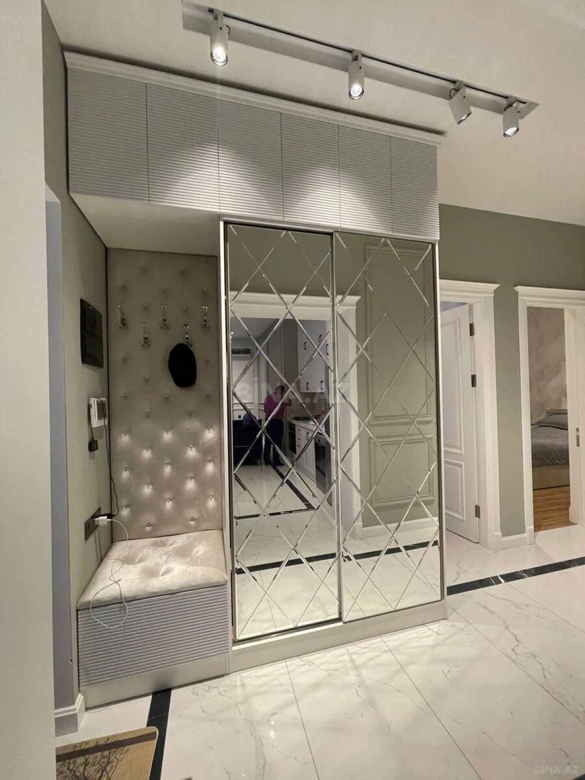 Kirayə verilir 4 otaqlı həyət evi 240 m²