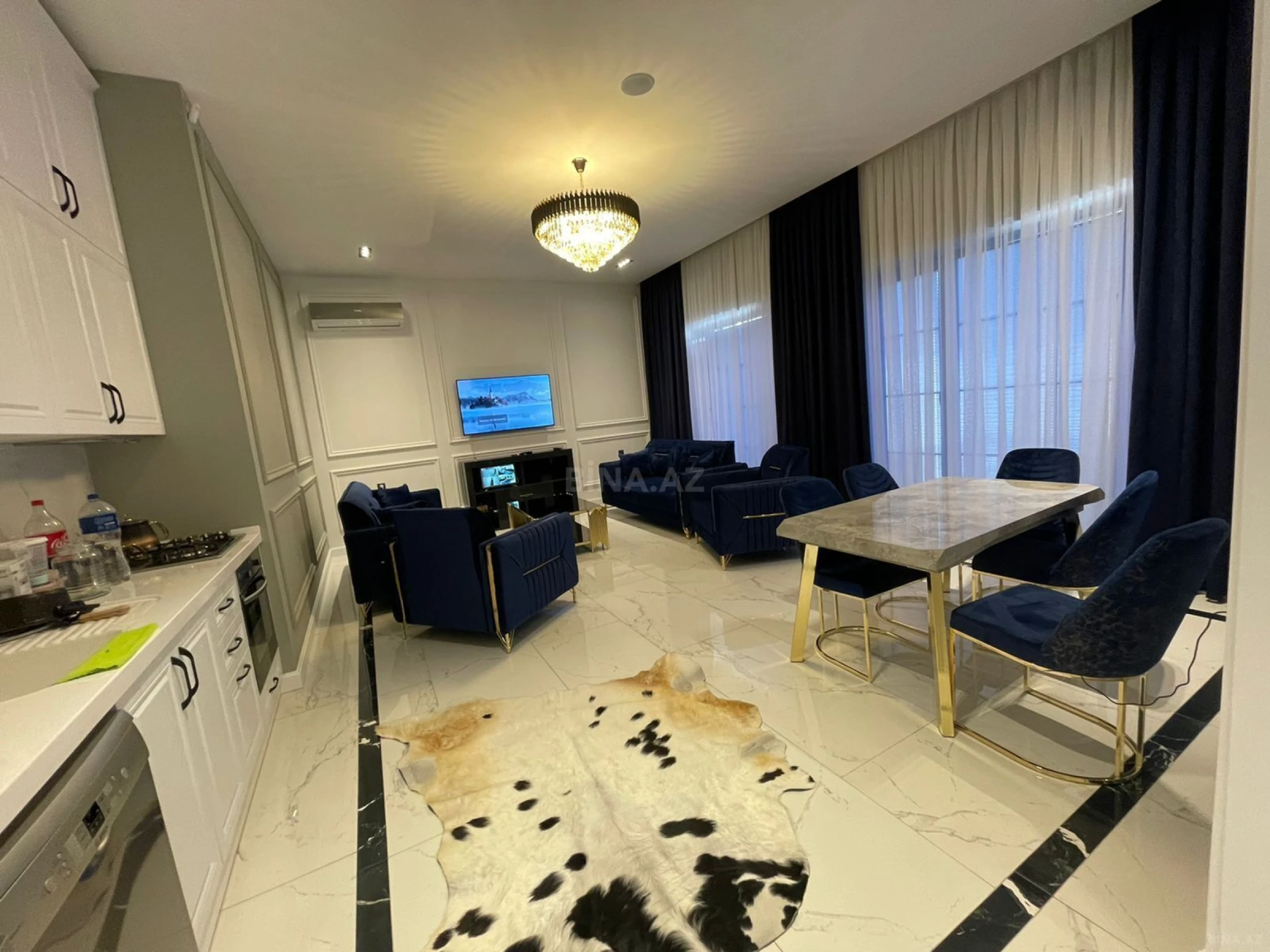 Kirayə verilir 4 otaqlı həyət evi 240 m²