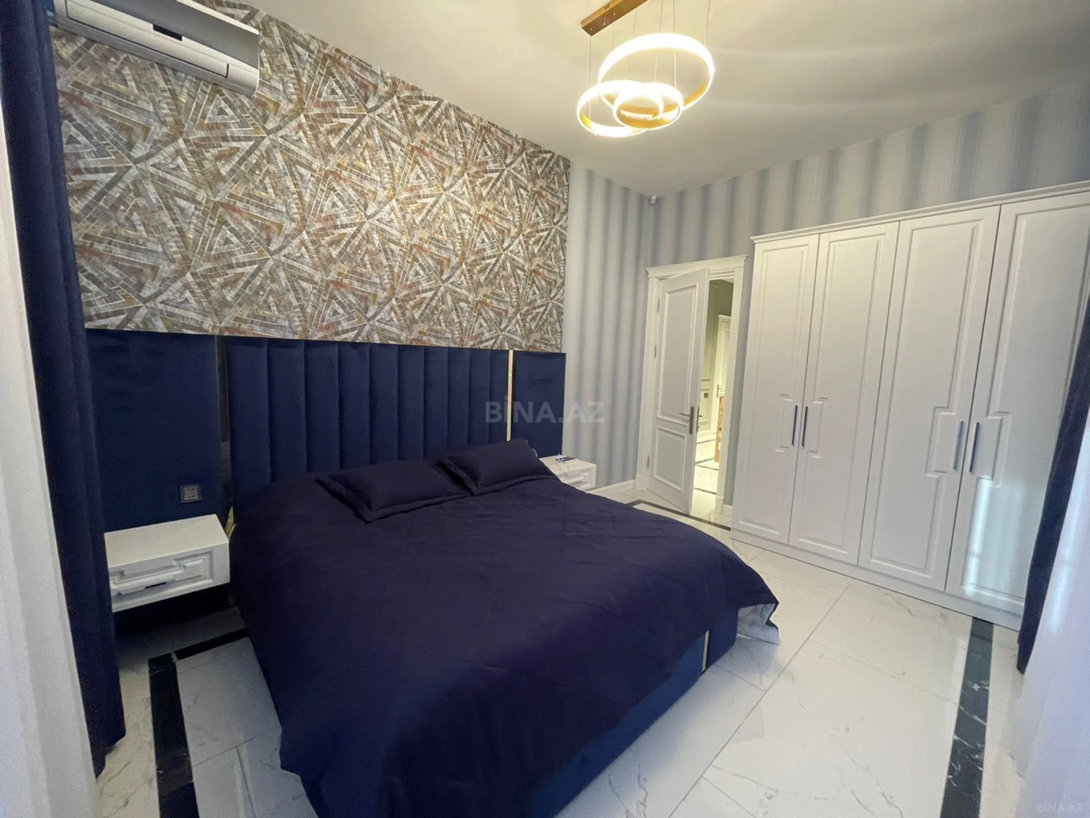 Kirayə verilir 4 otaqlı həyət evi 240 m²