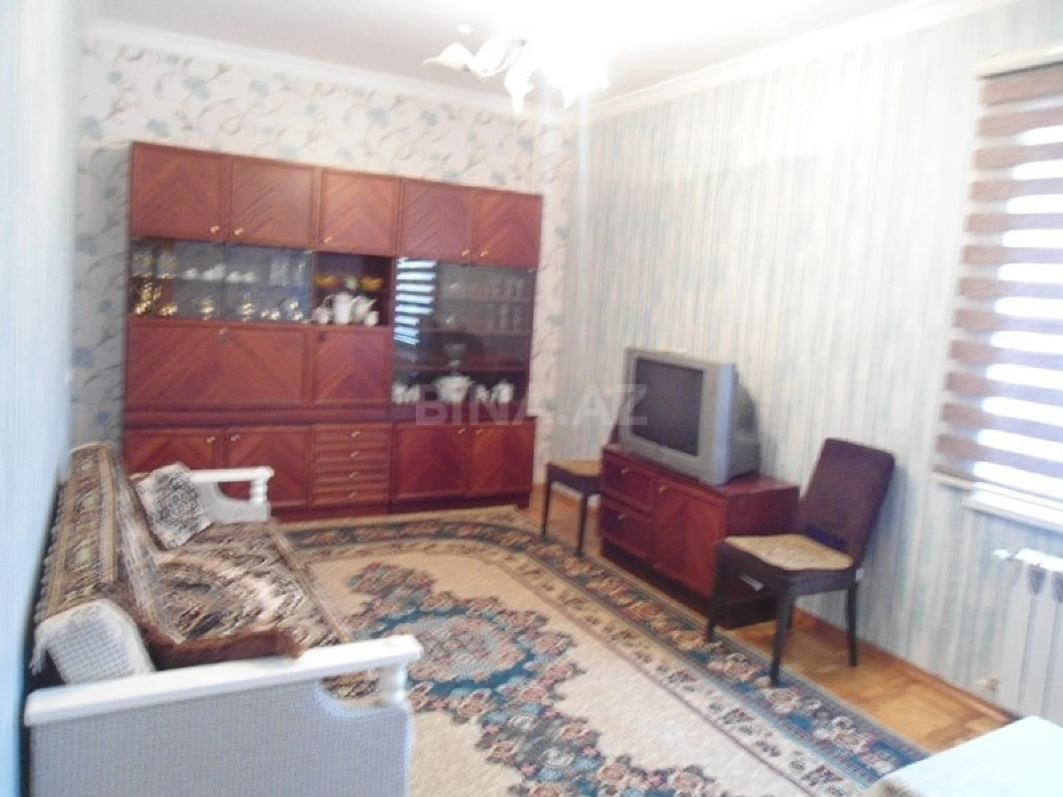 Satılır 4 otaqlı mənzil 112 m²