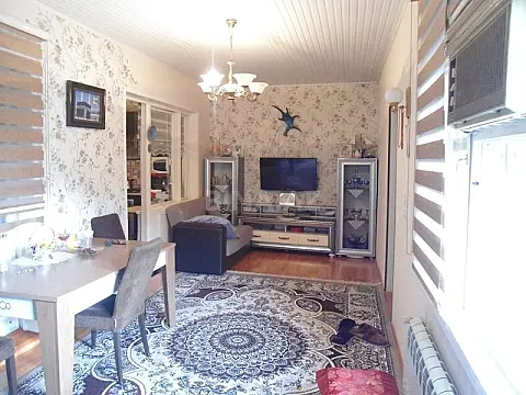 Satılır 4 otaqlı mənzil 112 m²