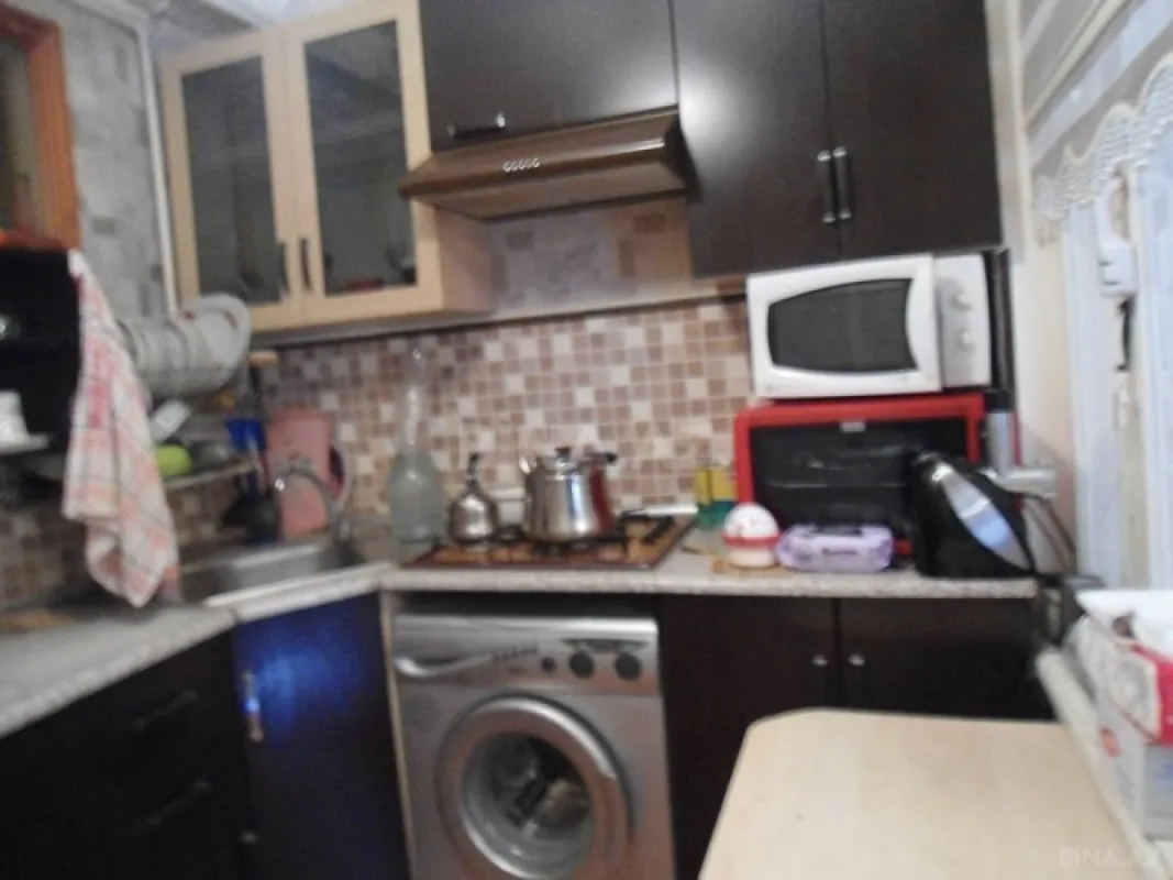 Satılır 4 otaqlı mənzil 112 m²