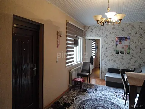 Satılır 4 otaqlı mənzil 112 m²