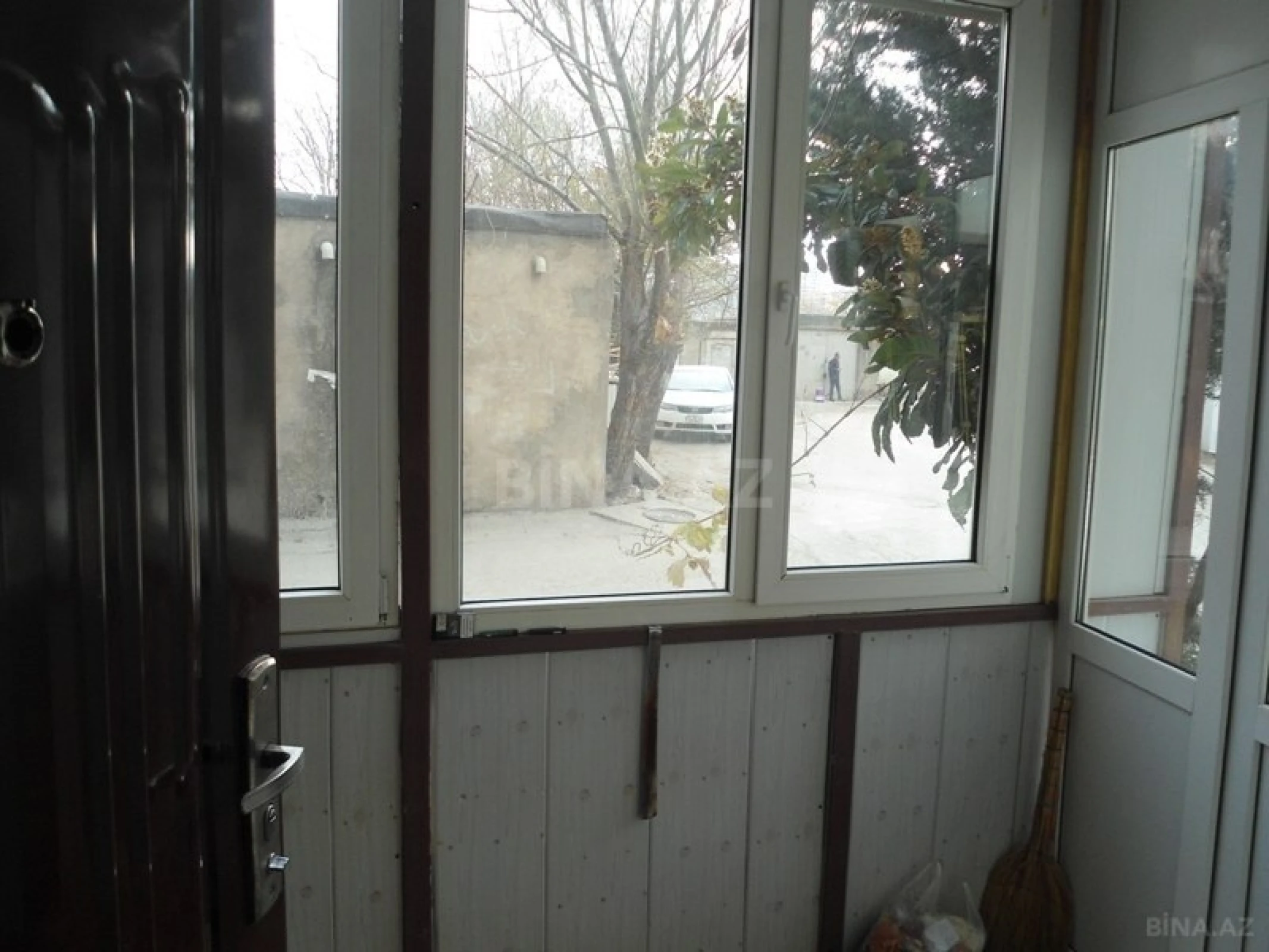 Satılır 4 otaqlı mənzil 112 m²