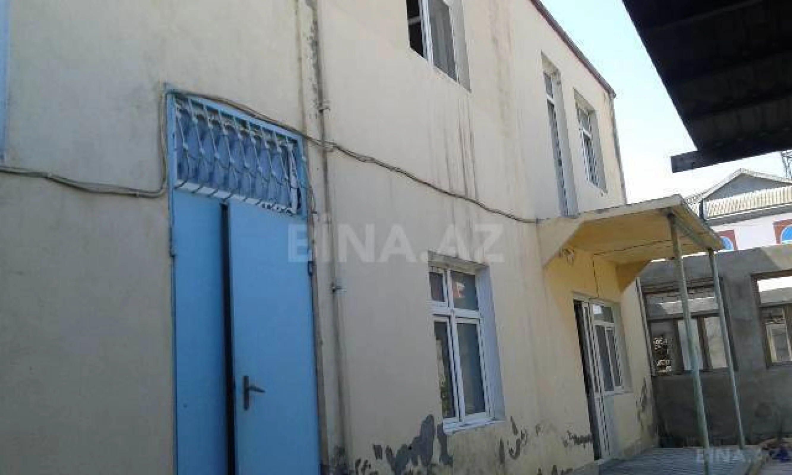 Satılır obyekt 1400 m²