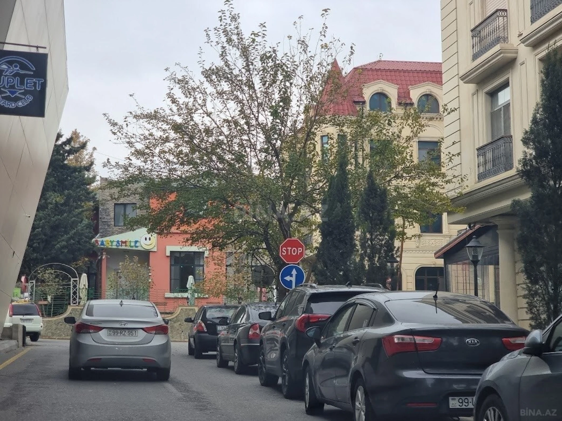 Satılır 7 otaqlı həyət evi 460 m²