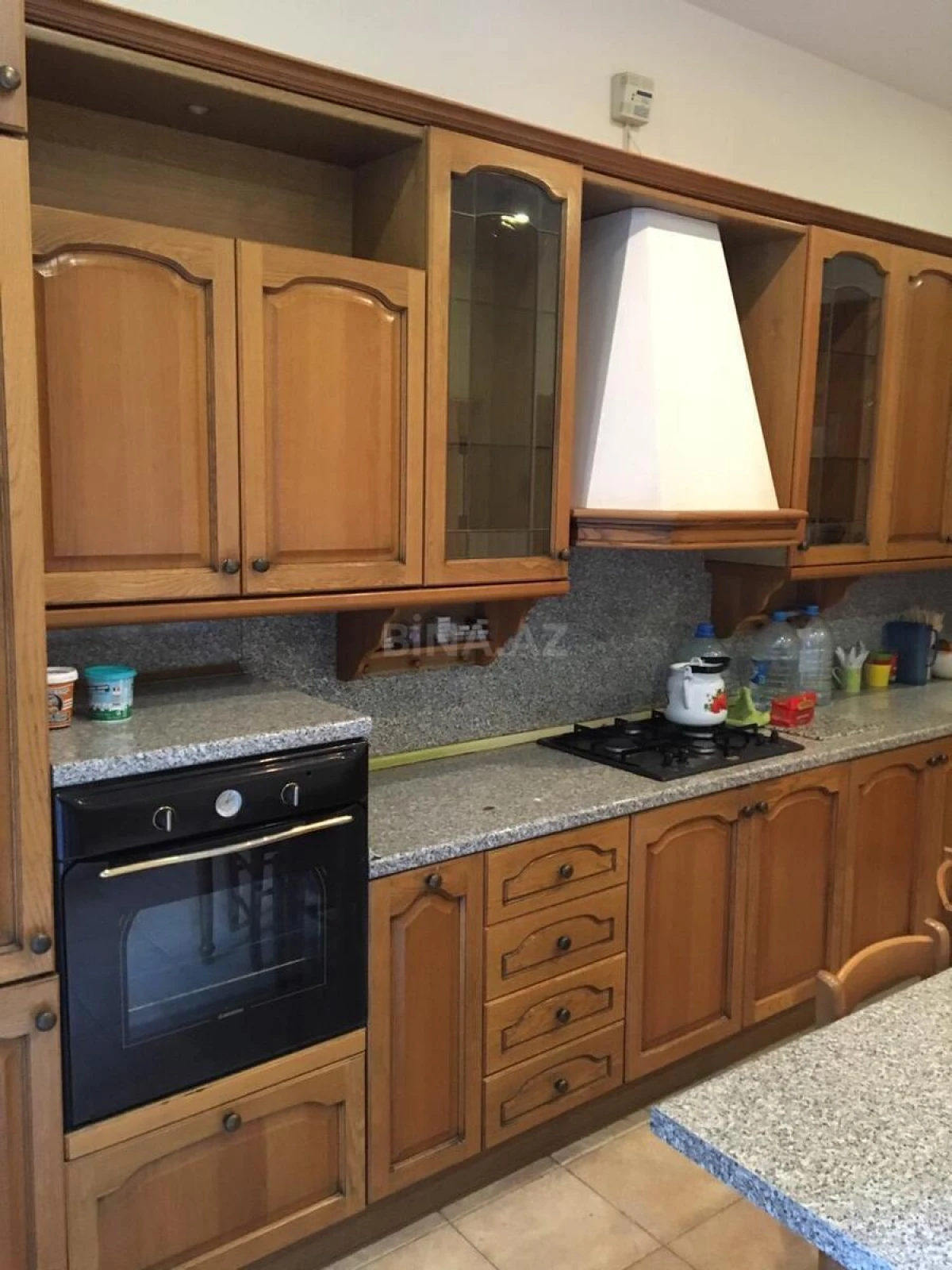 Satılır 7 otaqlı həyət evi 460 m²