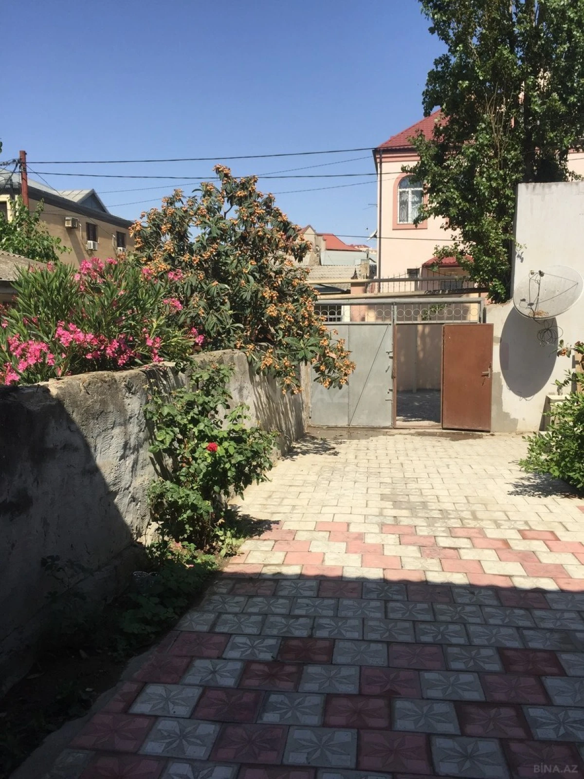 Satılır 6 otaqlı həyət evi 120 m²