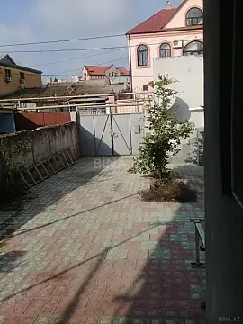 Satılır 6 otaqlı həyət evi 120 m²