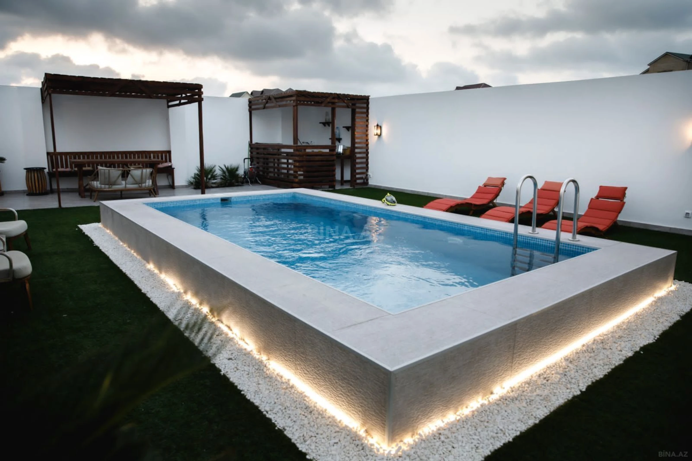 Kirayə verilir 3 otaqlı həyət evi 160 m²