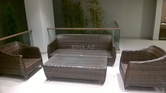 Satılır həyət evi 400 m²