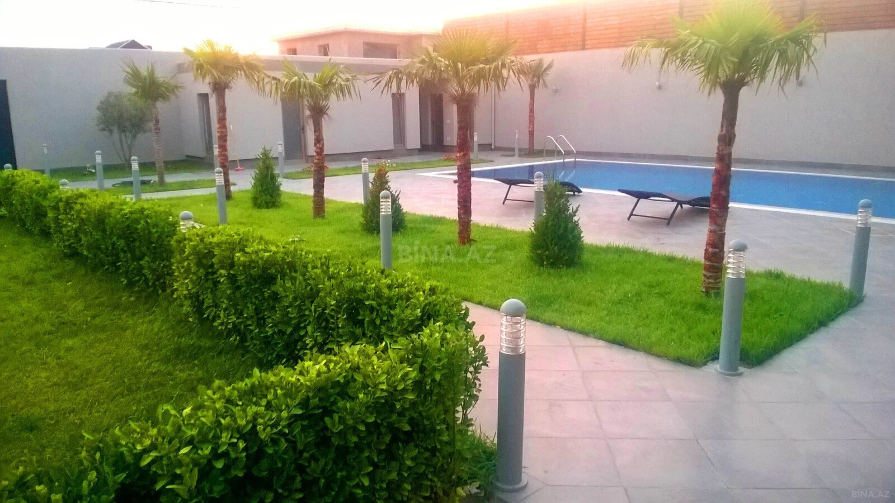 Satılır həyət evi 400 m²