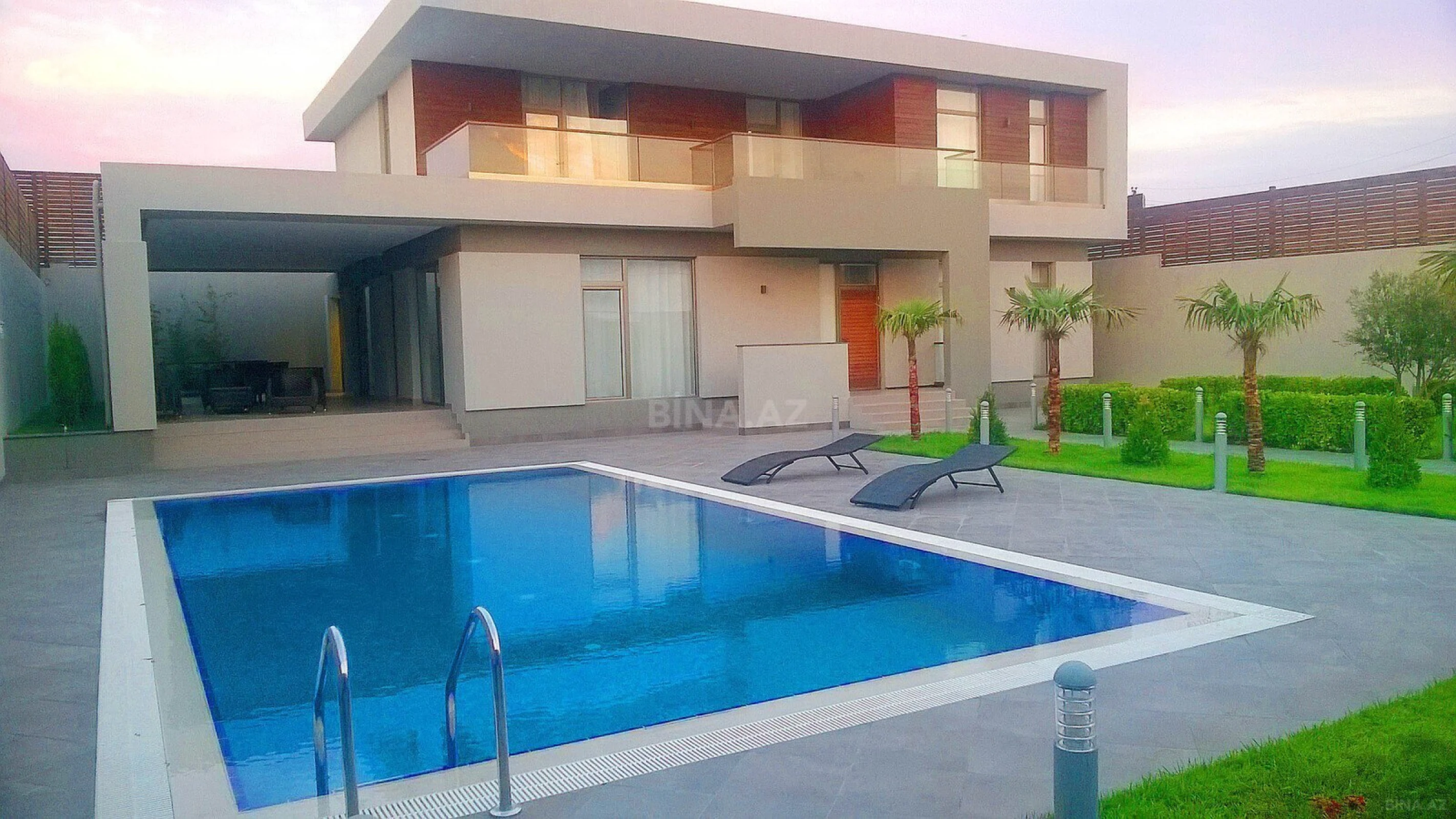 Satılır həyət evi 400 m²