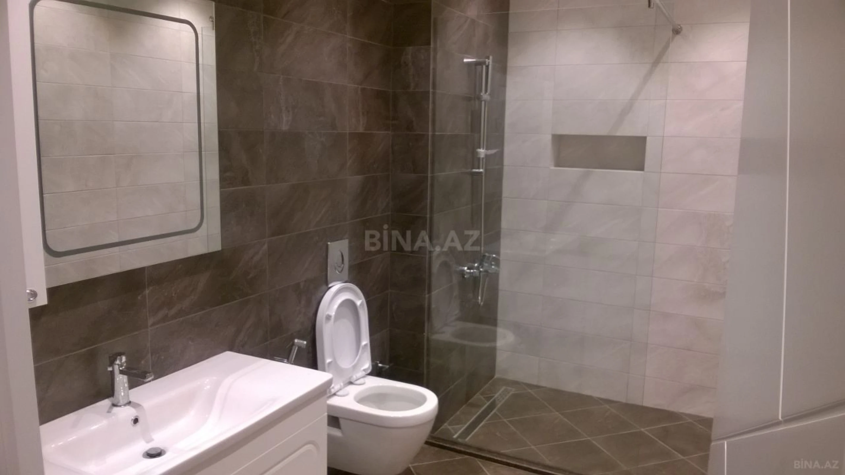 Satılır həyət evi 400 m²