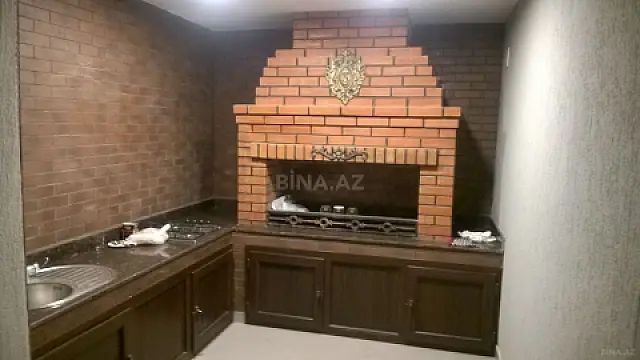 Satılır həyət evi 400 m²