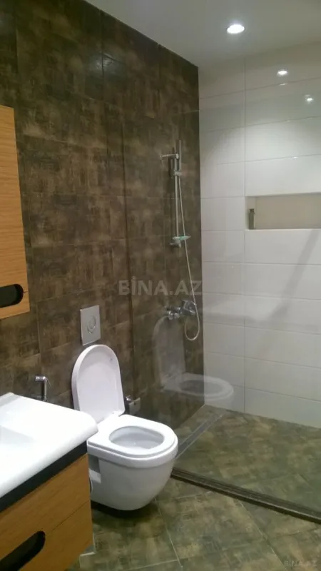 Satılır həyət evi 400 m²