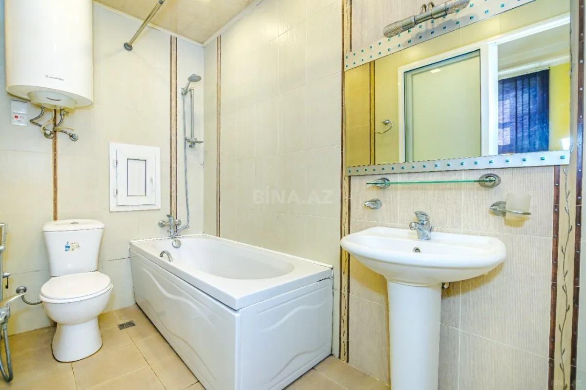 Kirayə verilir 2 otaqlı mənzil 70 m²
