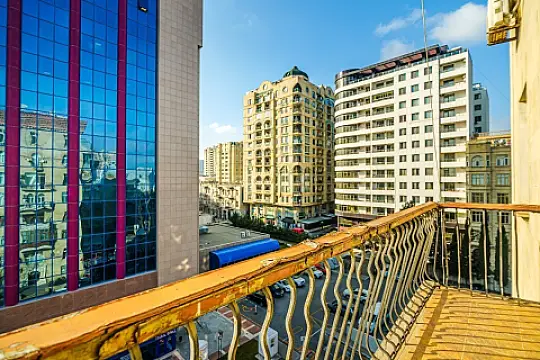 Kirayə verilir 2 otaqlı mənzil 70 m²