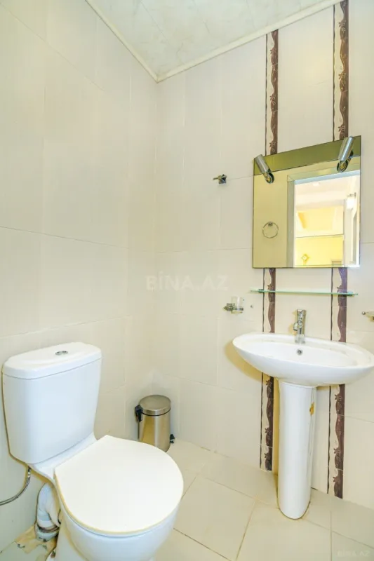 Kirayə verilir 2 otaqlı mənzil 70 m²