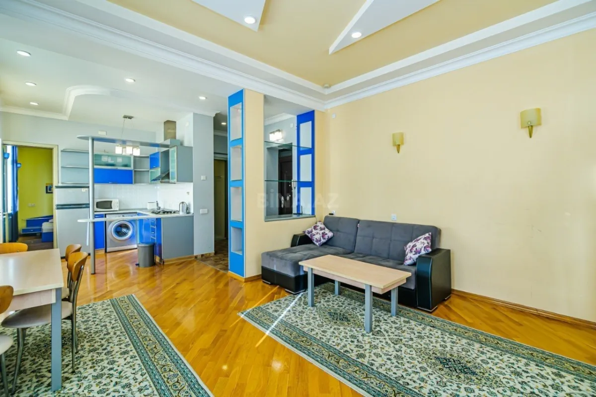 Kirayə verilir 2 otaqlı mənzil 70 m²