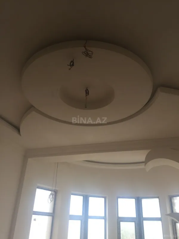 Satılır həyət evi 580 m²