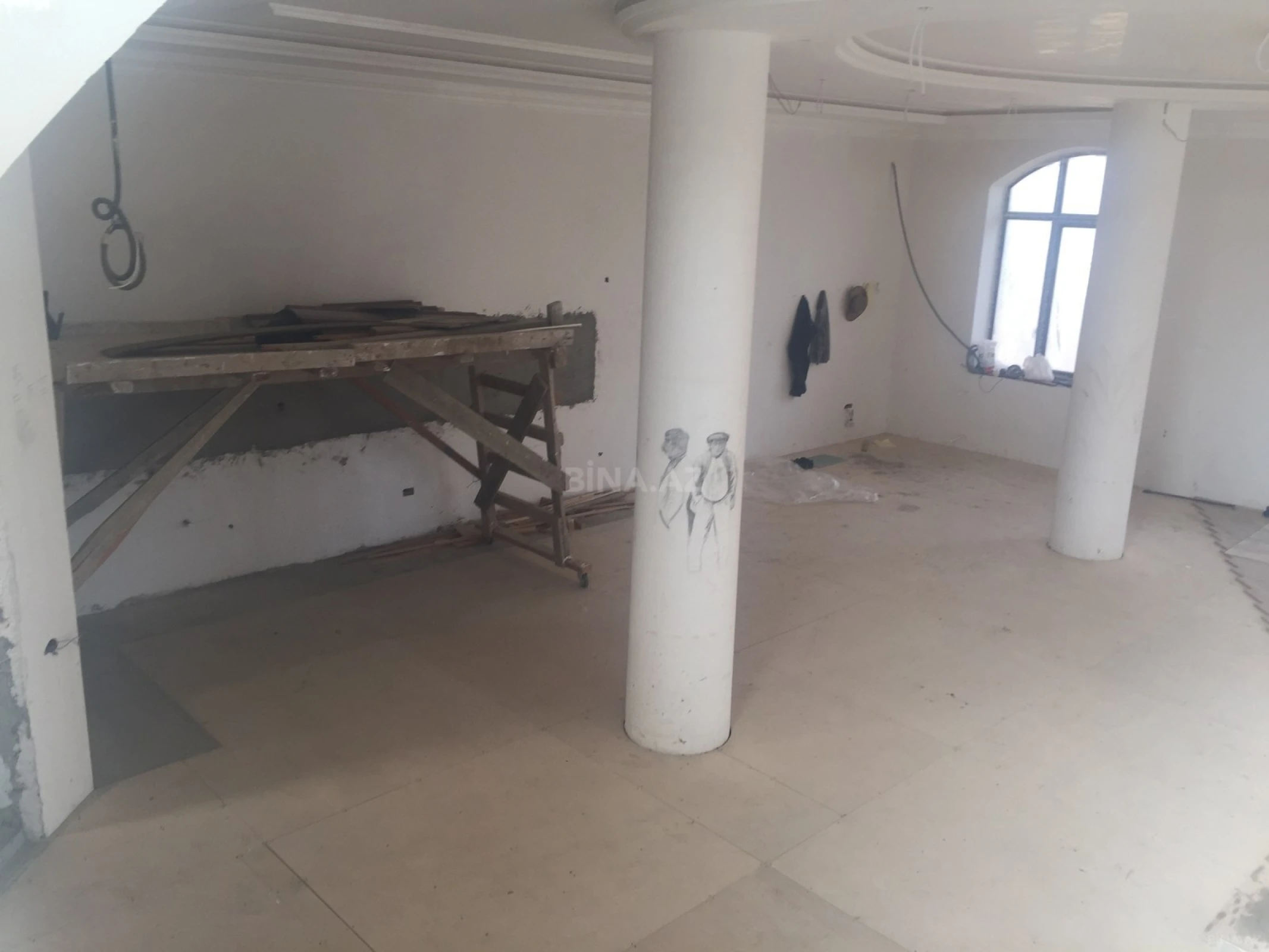 Satılır həyət evi 580 m²