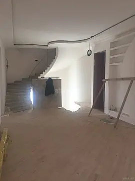 Satılır həyət evi 580 m²