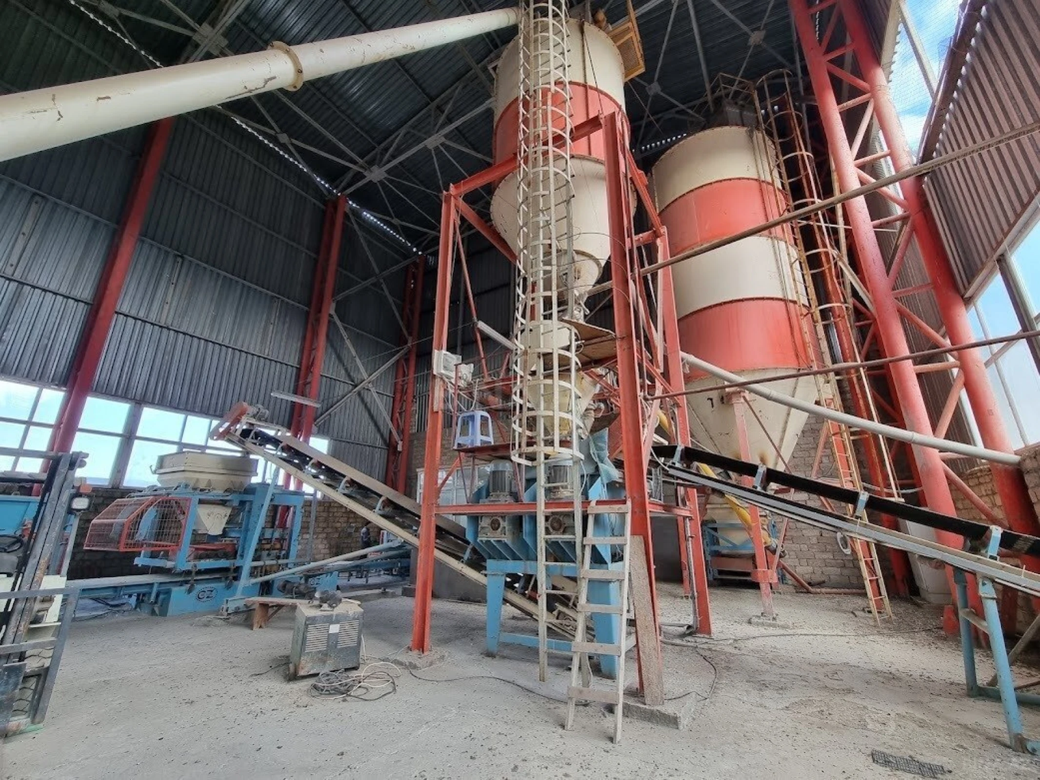 Satılır obyekt 3000 m²