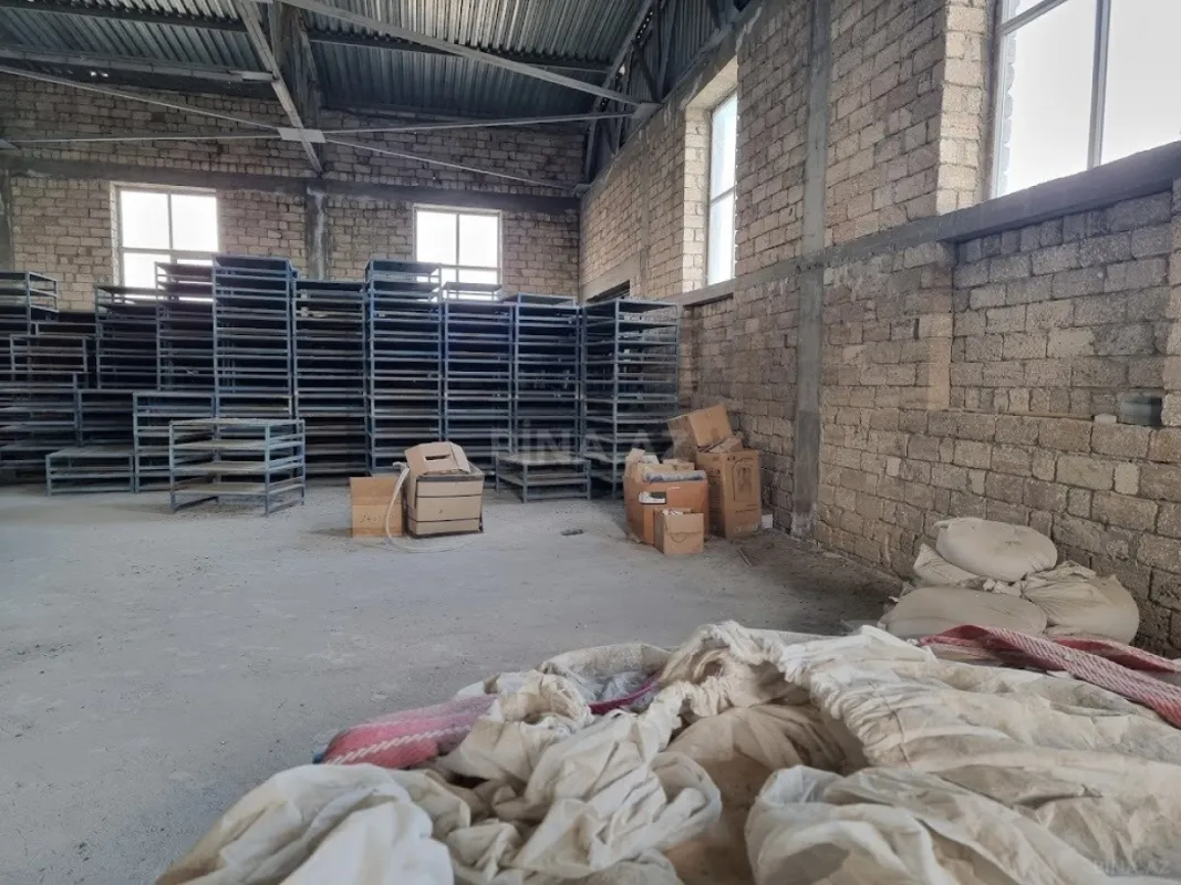 Satılır obyekt 3000 m²