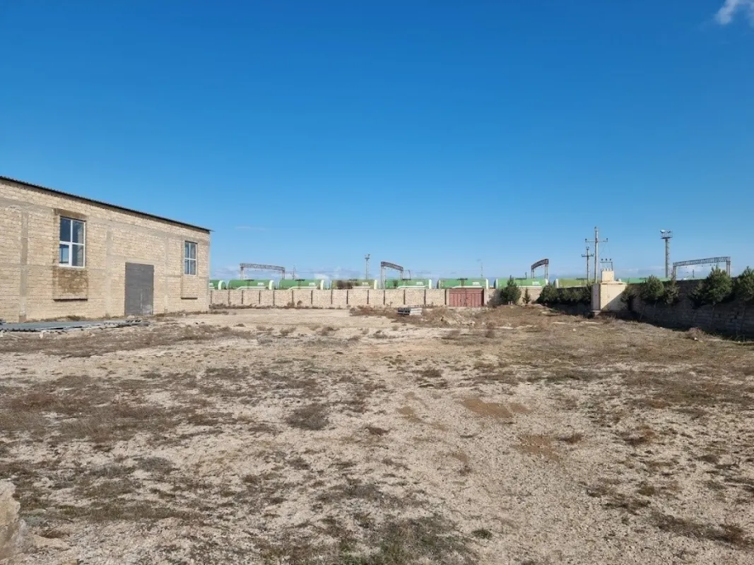 Satılır obyekt 3000 m²