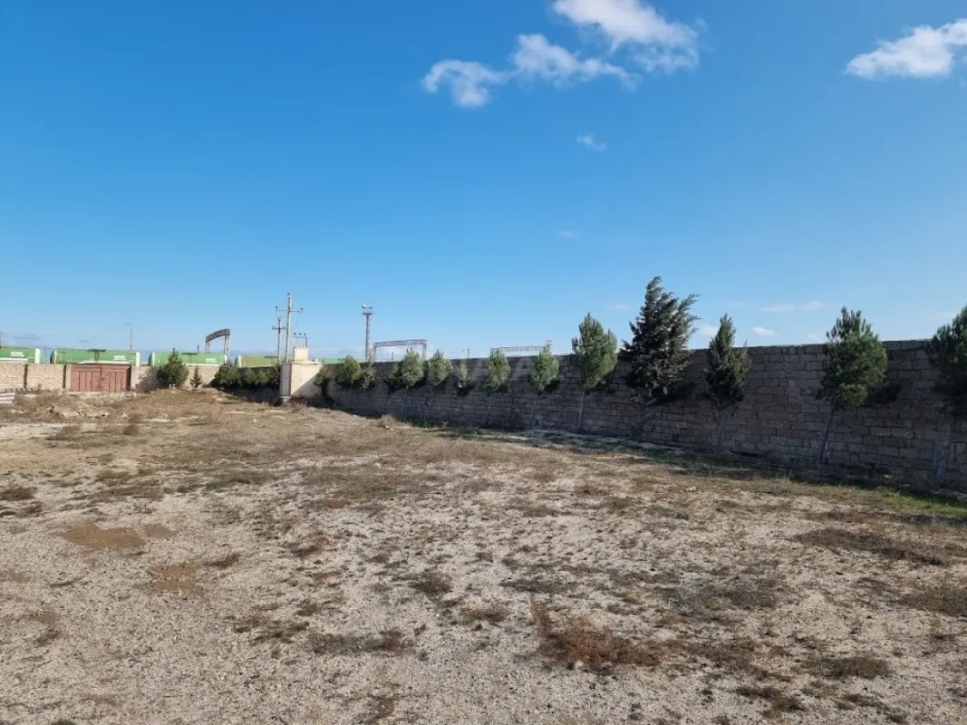 Satılır obyekt 3000 m²