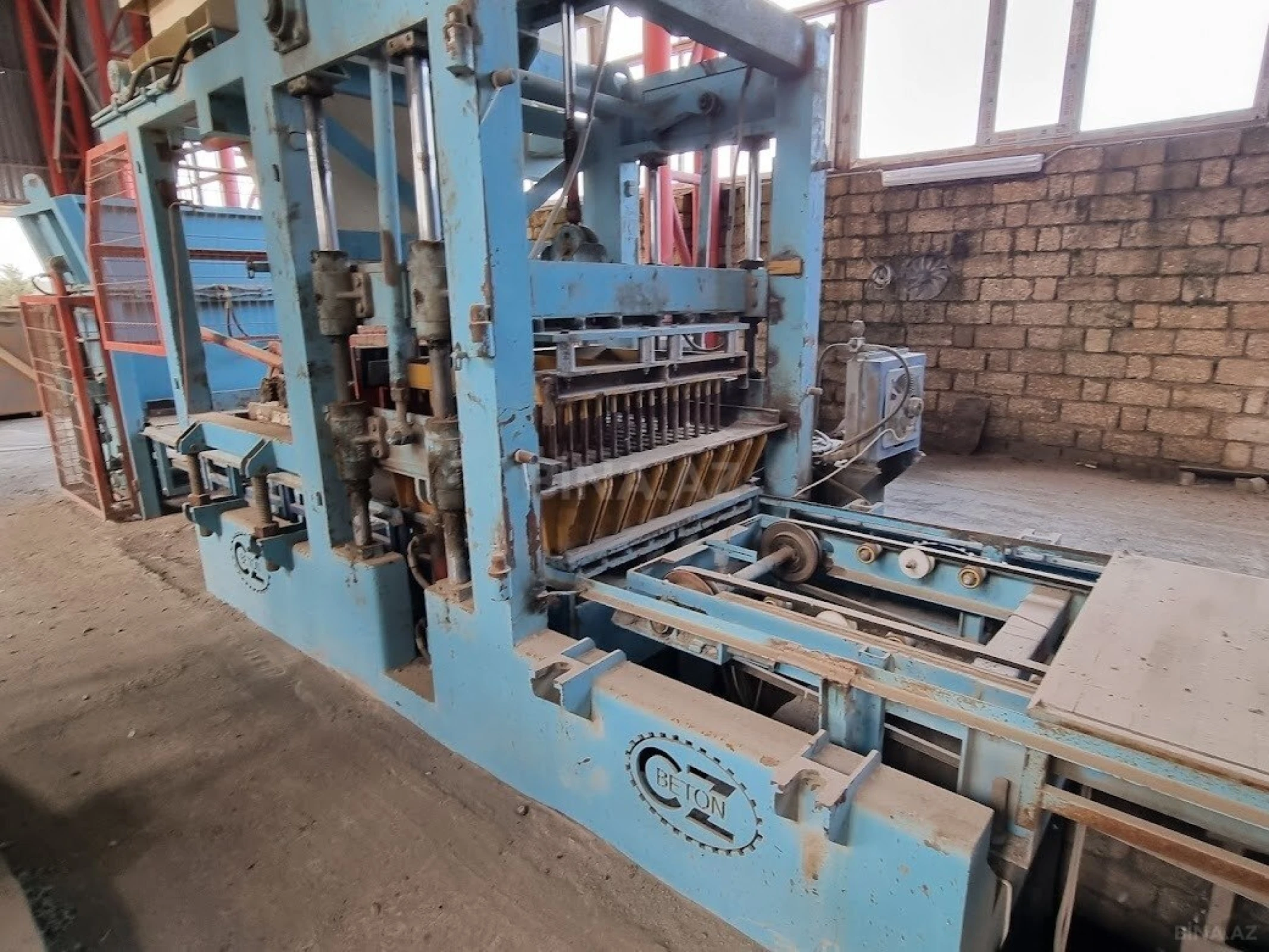 Satılır obyekt 3000 m²