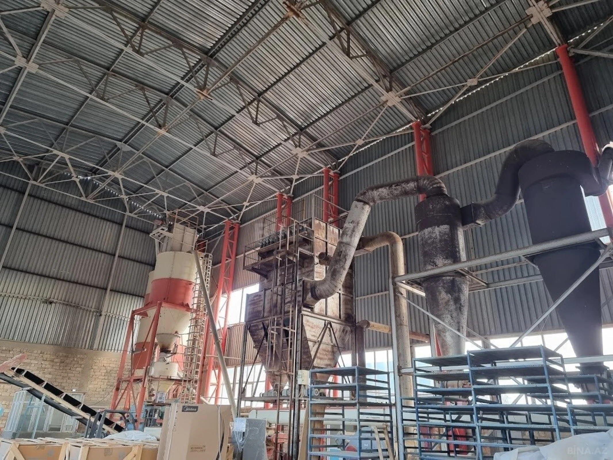 Satılır obyekt 3000 m²