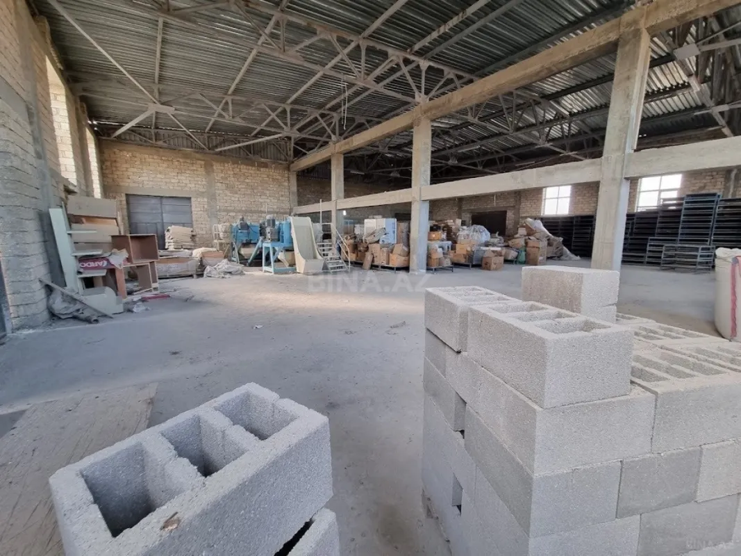 Satılır obyekt 3000 m²