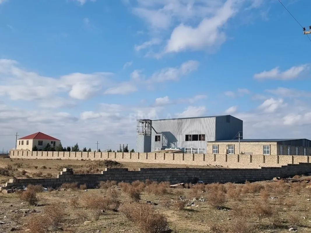 Satılır obyekt 3000 m²