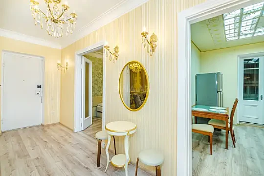 Kirayə verilir 3 otaqlı mənzil 120 m²