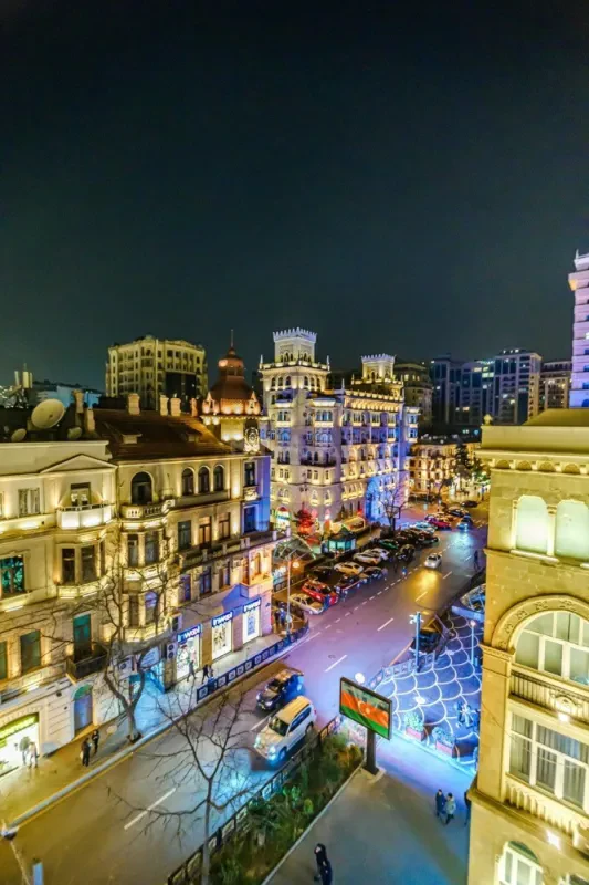 Kirayə verilir 3 otaqlı mənzil 120 m²