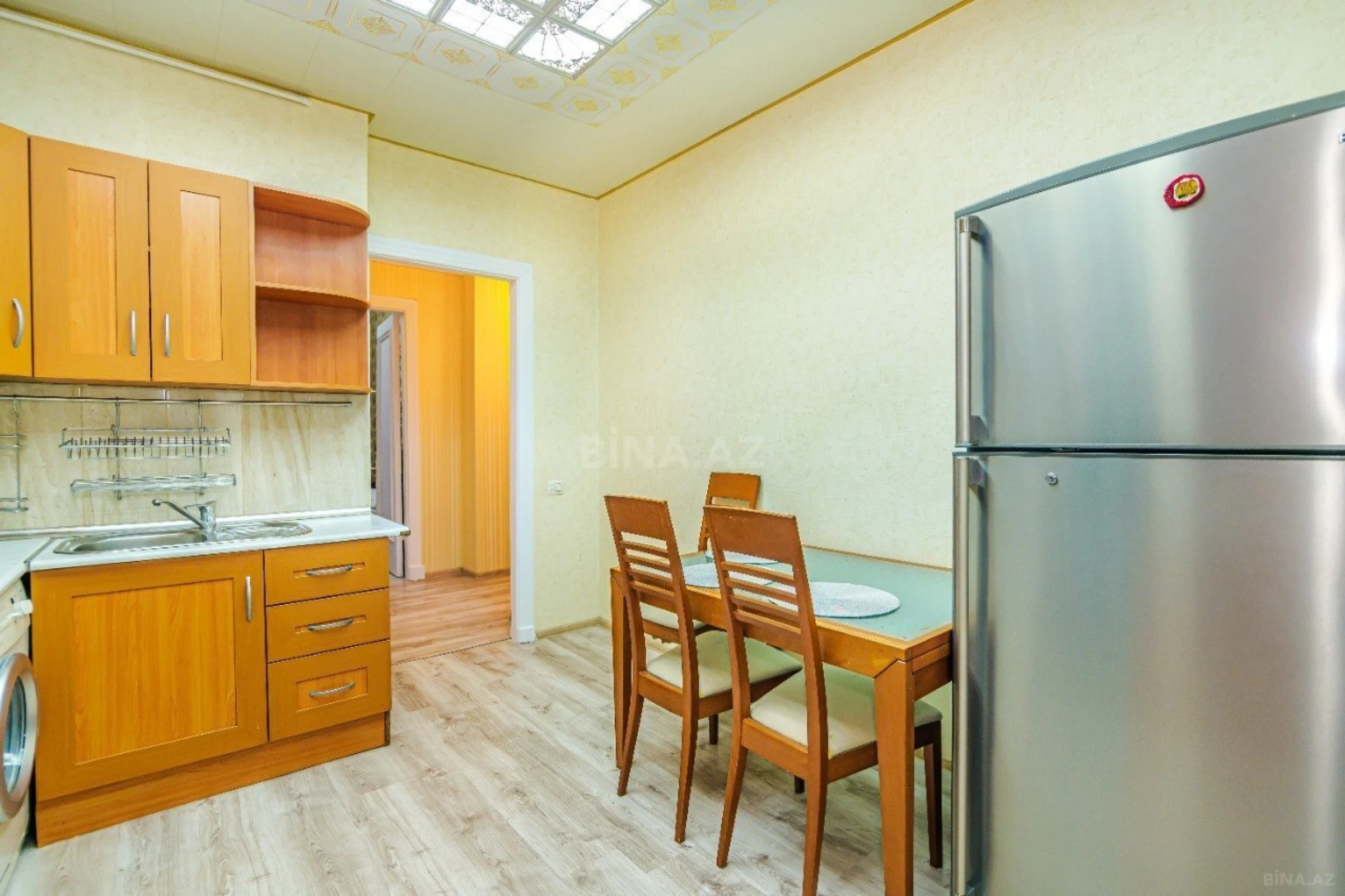 Kirayə verilir 3 otaqlı mənzil 120 m²