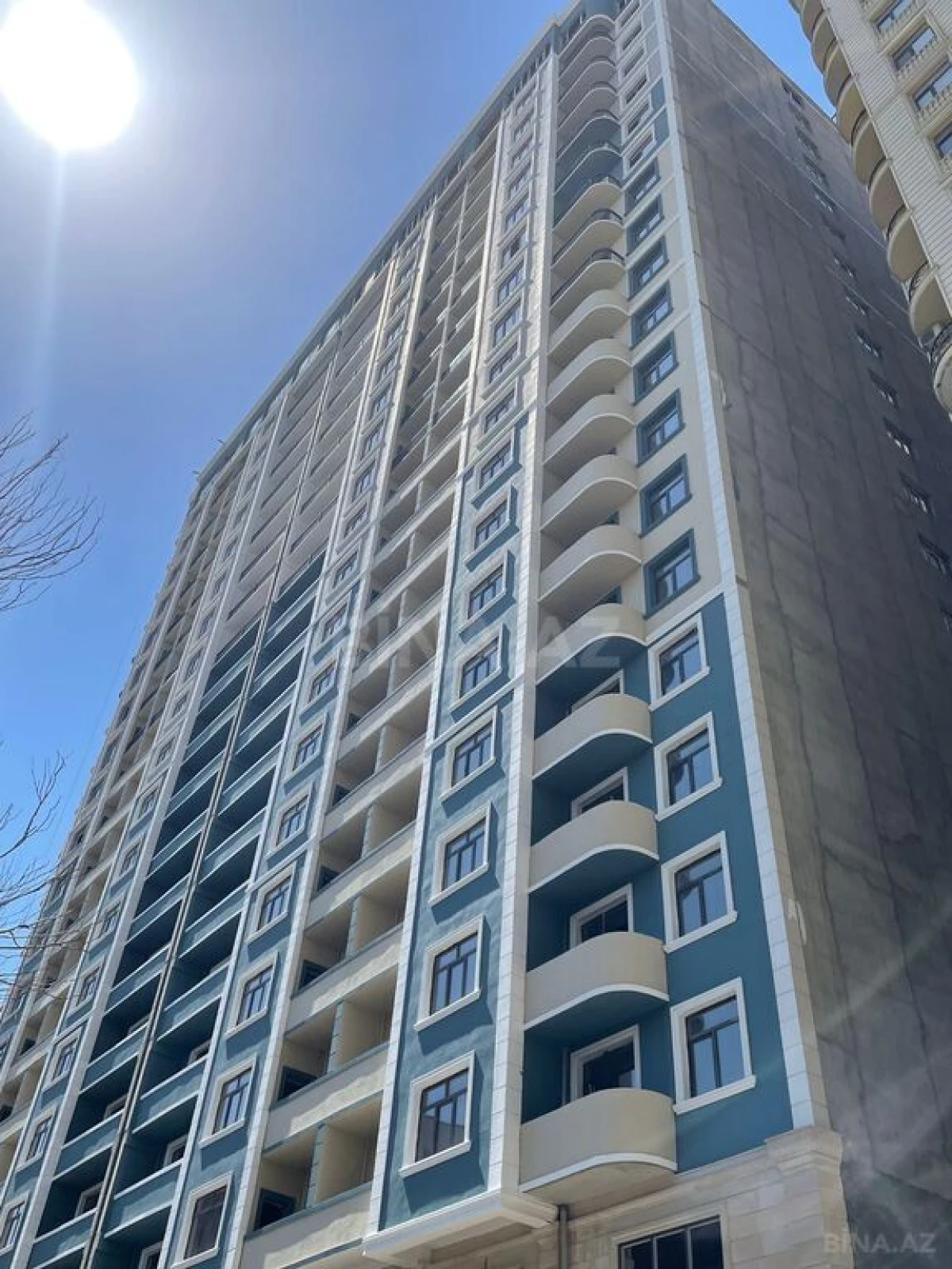 Satılır 5 otaqlı mənzil 226 m²