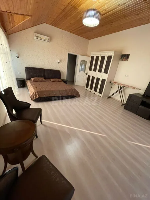 Kirayə verilir 6 otaqlı həyət evi 340 m²