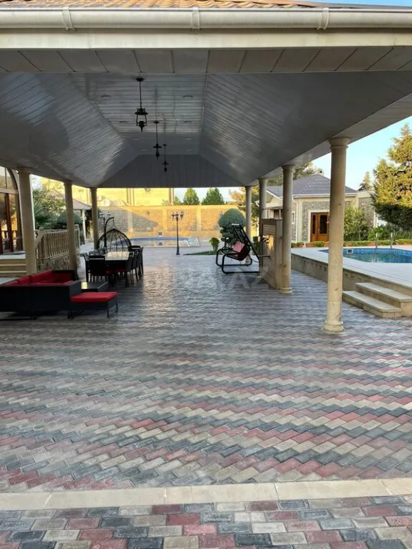 Kirayə verilir 6 otaqlı həyət evi 340 m²