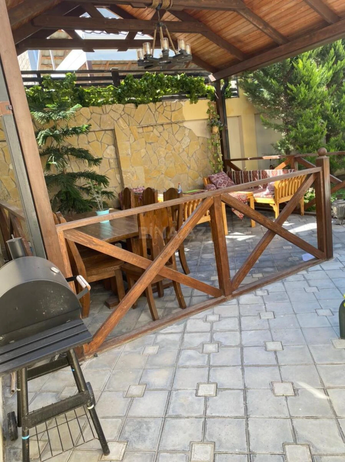 Kirayə verilir 4 otaqlı həyət evi 280 m²