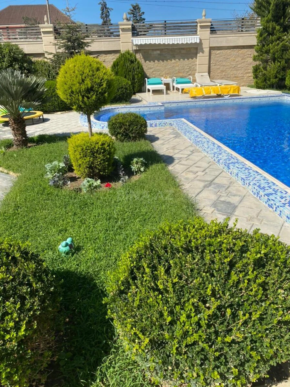 Kirayə verilir 4 otaqlı həyət evi 280 m²