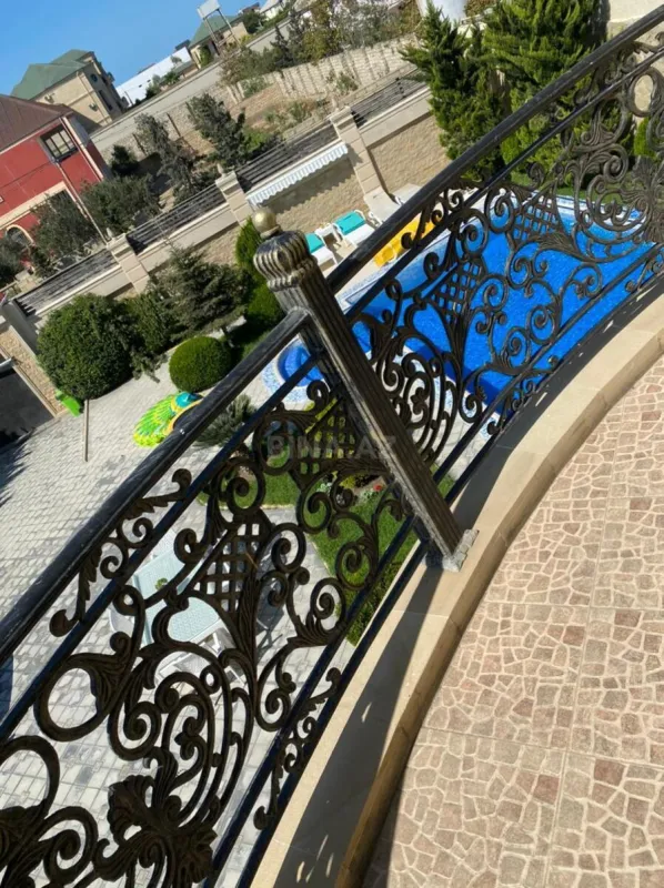 Kirayə verilir 4 otaqlı həyət evi 280 m²