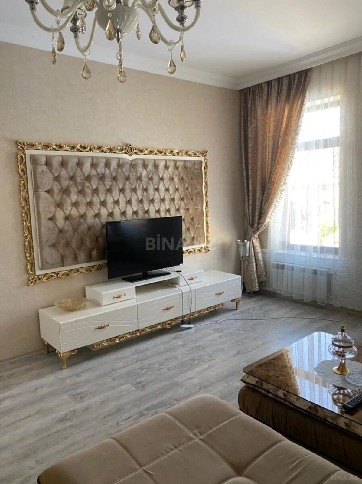 Kirayə verilir 4 otaqlı həyət evi 280 m²
