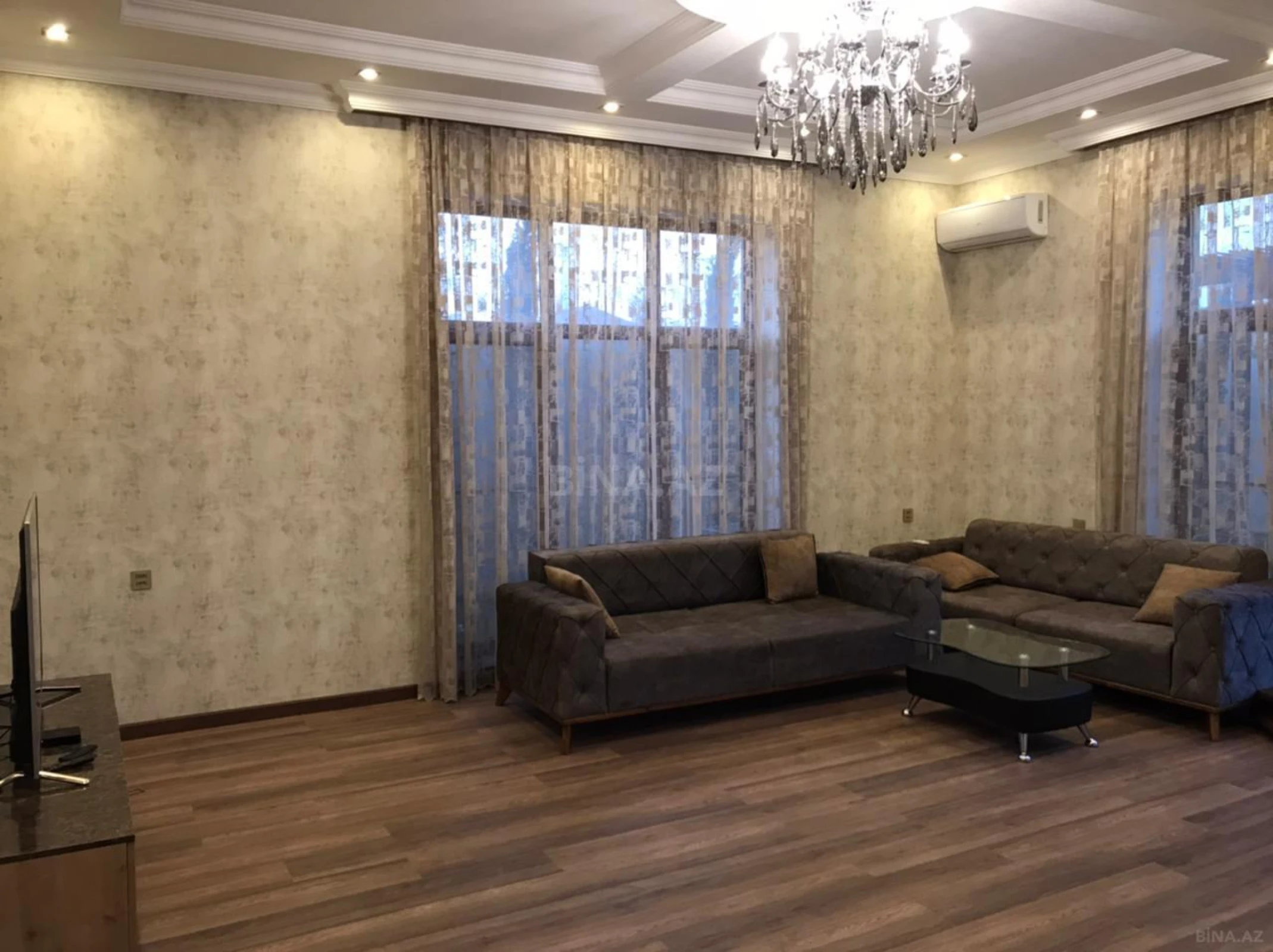 Kirayə verilir 4 otaqlı həyət evi 220 m²